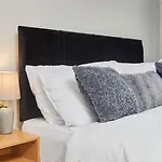High Street House *